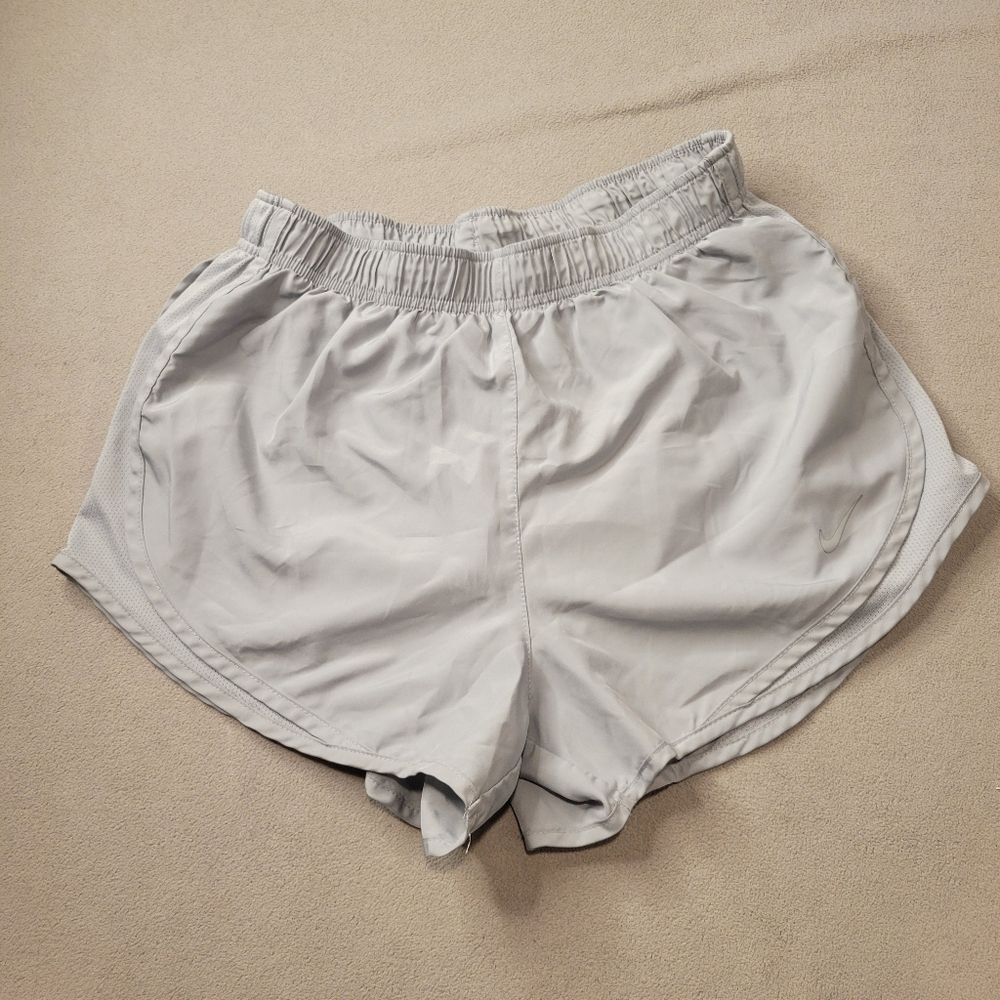 Nike Dri-FIT Tempo Running Shorts in Grey Size Medium